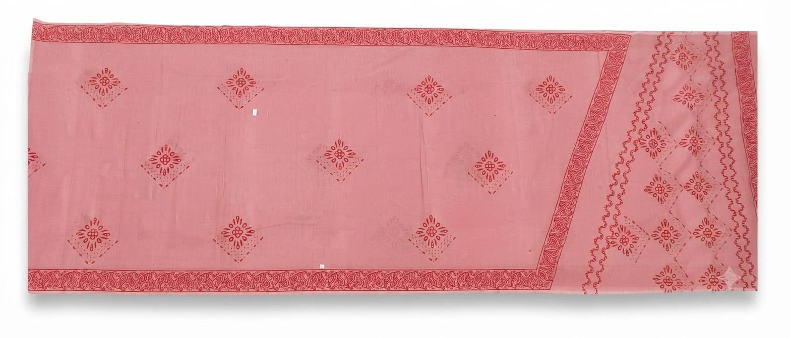 Cotton Peach Diamond Saree in Peach / Red, Floral & Geometric - Diamond & Paisley