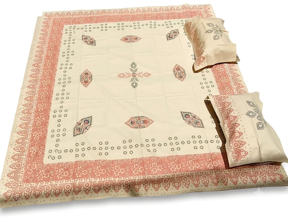 Cotton Pale Yellow Medallion Bedsheet Set in Pale Yellow / Orange / Khaki, Floral — Medallion & Paisley Border