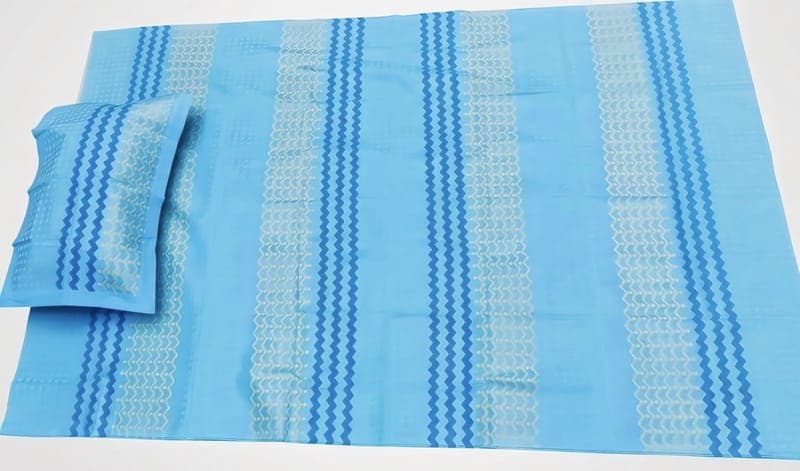 Cotton Sky Blue Zigzag Bedsheet Set in Sky blue / Blue / Teal blue, Geometric — Zigzag & Grid
